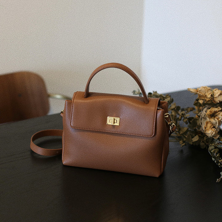 Damen elegante Handtasche mit dekorativem Verschluss Nord Taschen