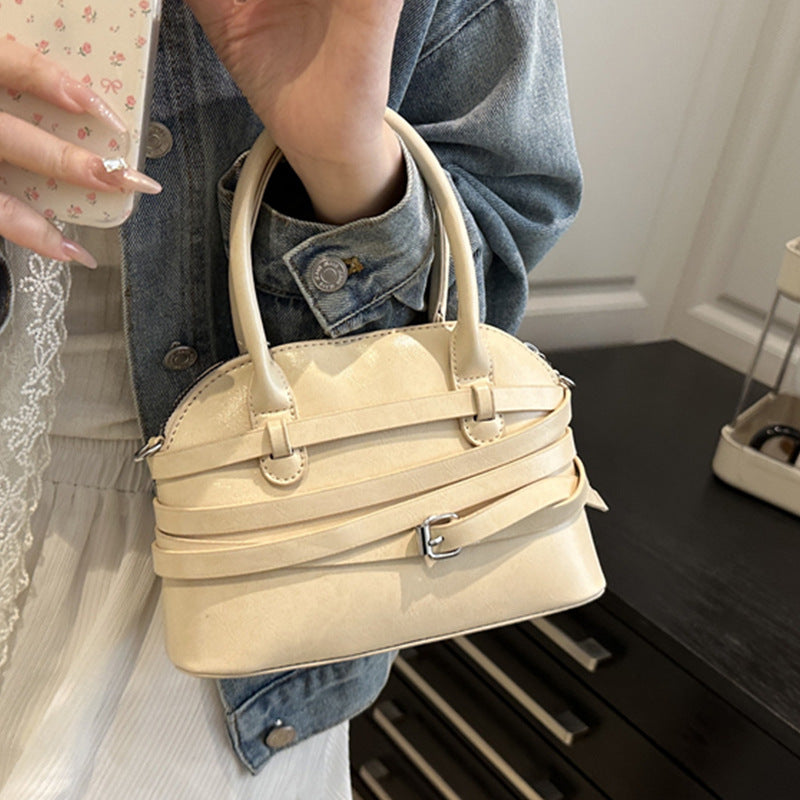 Damen Umhängetasche mit modischem Rückenverschluss und strukturiertem Design Nord Taschen