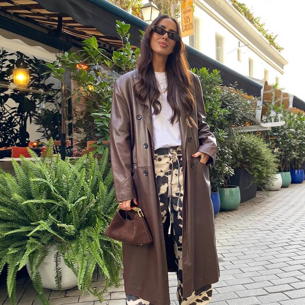 Damen langer Lederimitatmantel mit doppelreihiger Knopfleiste und Oversize-Schnitt Nord Taschen