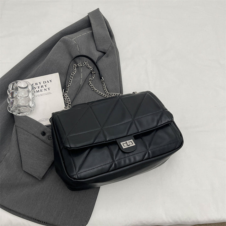 Damen elegante Schultertasche mit ausgeklügeltem Steppmuster Nord Taschen