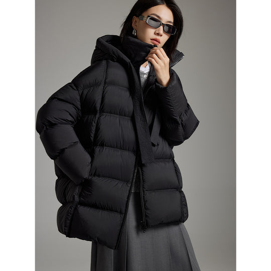Damen Boxy-Steppjacke mit übergroßem Thermokragen und dekorativen Kordel-Details Nord Taschen