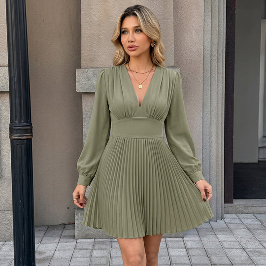 Damen Plissiertes Minikleid mit tiefem V-Ausschnitt und langen Ärmeln Nord Taschen