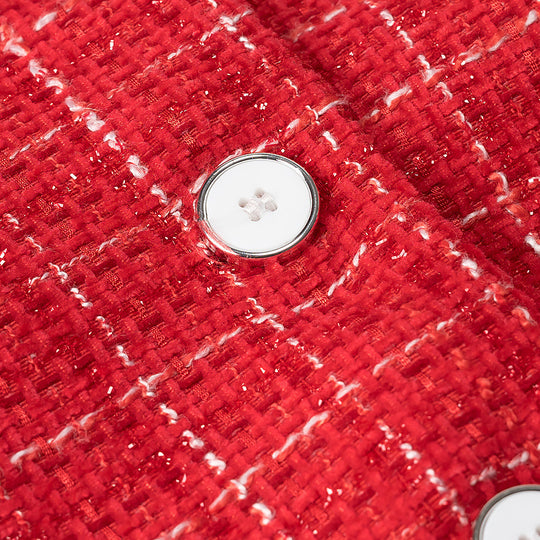 Damen Kurzgeschnittener Bouclé‑Tweed‑Blazer mit Rundhals, Zierknöpfen und aufgesetzten Taschen Nord Taschen