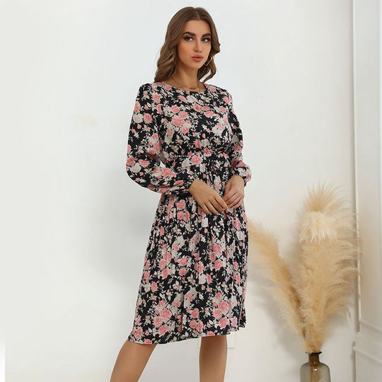 Damen Midikleid mit floralem Allover‑Print, Taillenraffung und seitlichem Schlitz Nord Taschen