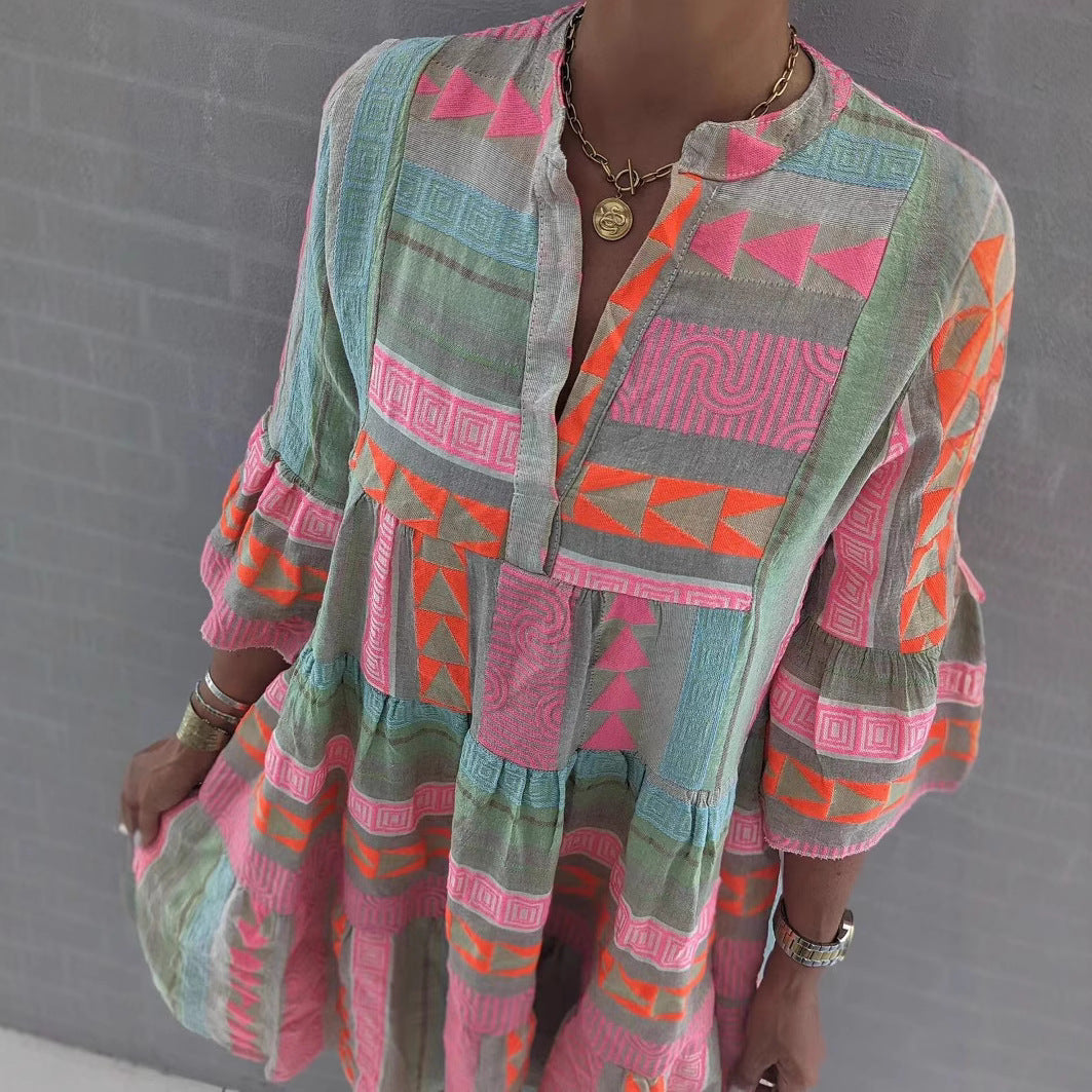 Damen luftiges Boho-Kleid mit eingew Nord Taschenten Mustern und kurzen Ärmeln