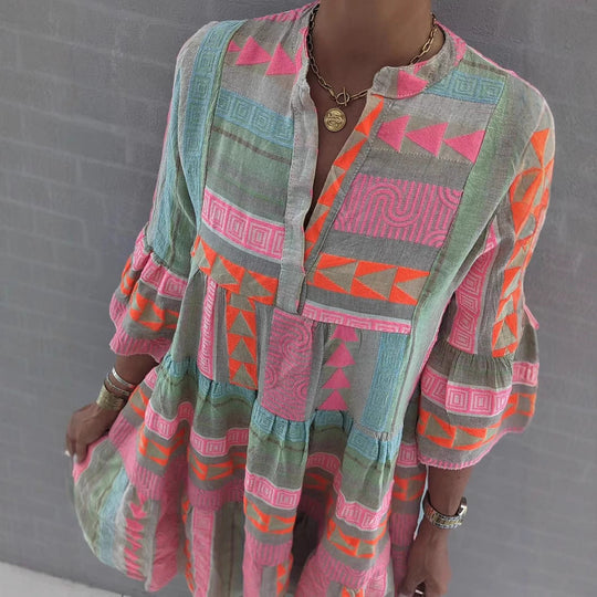 Damen luftiges Boho-Kleid mit eingew Nord Taschenten Mustern und kurzen Ärmeln