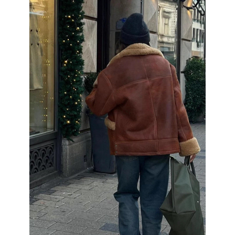 Damen Oversize Lammfell‑Optik Fliegerjacke mit voluminösem Schalkragen Nord Taschen