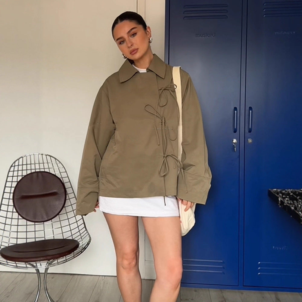 Damen Oversize-Hemdjacke mit dekorativen Knotenschließen und Hemdkragen Nord Taschen