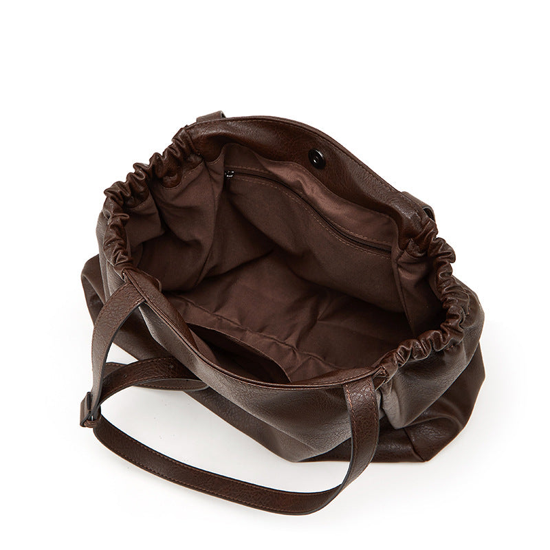 Damen Hobo-Tasche aus hochwertigem Kunstleder mit geschmeidigem Design Nord Taschen