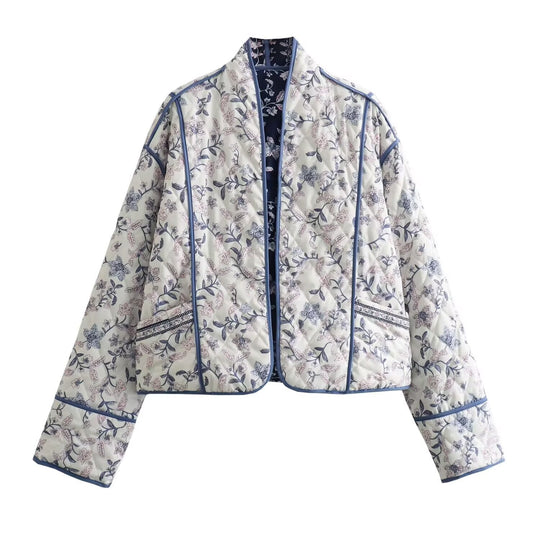 Damen gesteppte Kimono-Jacke mit floralem Allover‑Muster und kontrastierender Paspelierung Nord Taschen