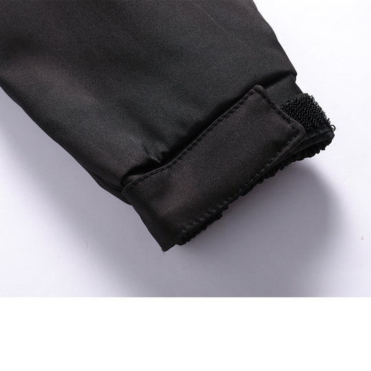 Herren Softshell-Jacke mit Kapuze, winddichtem Außenmaterial und atmungsaktivem Meshfutter Nord Taschen