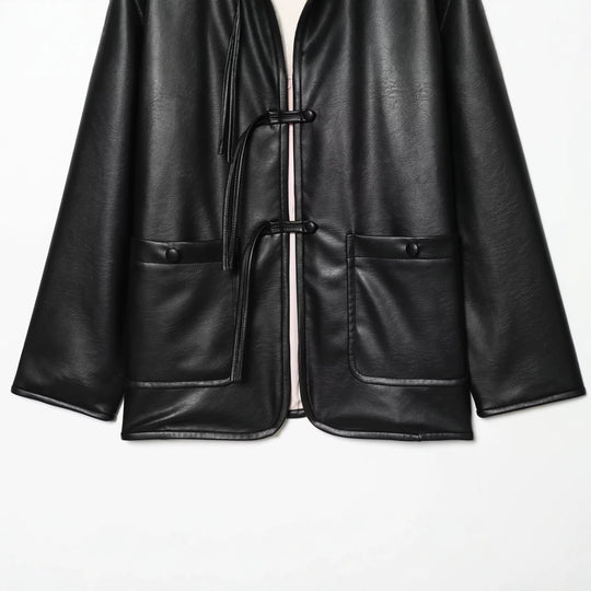 Damen Oversize Kunstlederjacke mit Kordel-Knotenverschluss und aufgesetzten Taschen Nord Taschen
