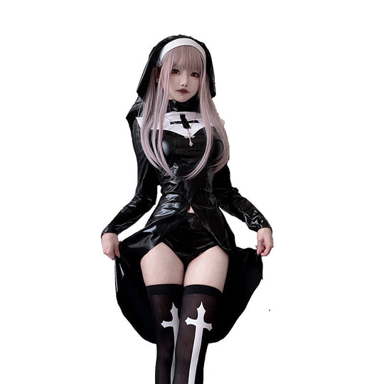 Damen Gothic Nonnenkostüm mit ausdrucksstarkem Design und transparentem Überrock Nord Taschen