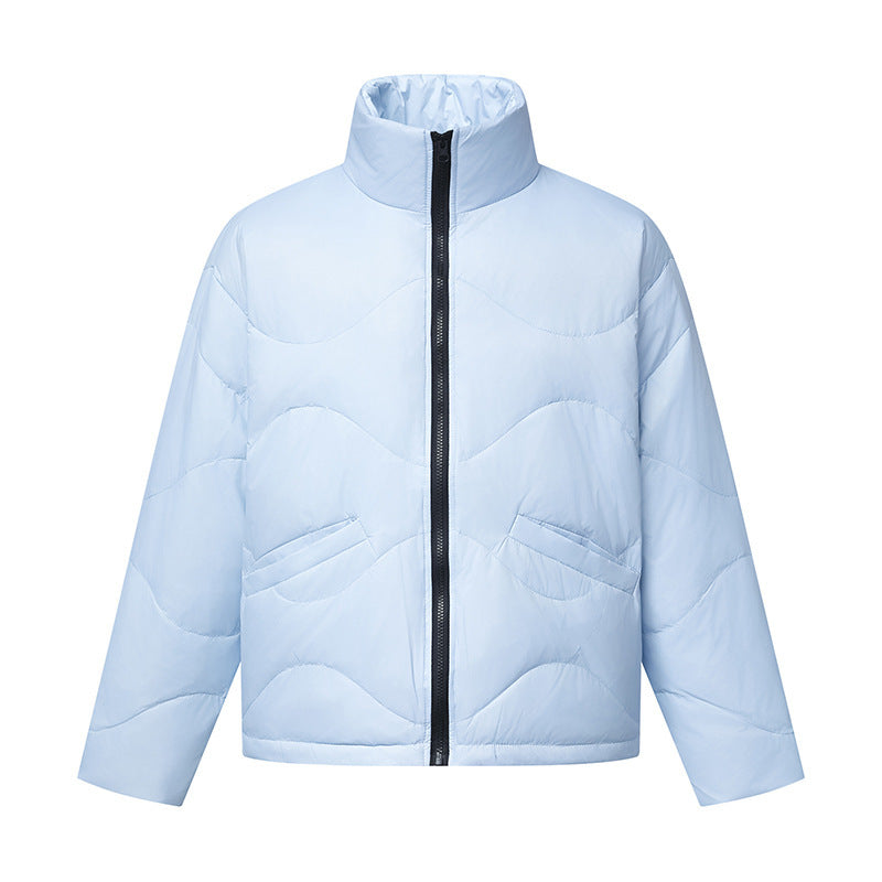 Damen Kurz geschnittene wattierte Steppjacke mit Wellensteppung und hohem Stehkragen Nord Taschen