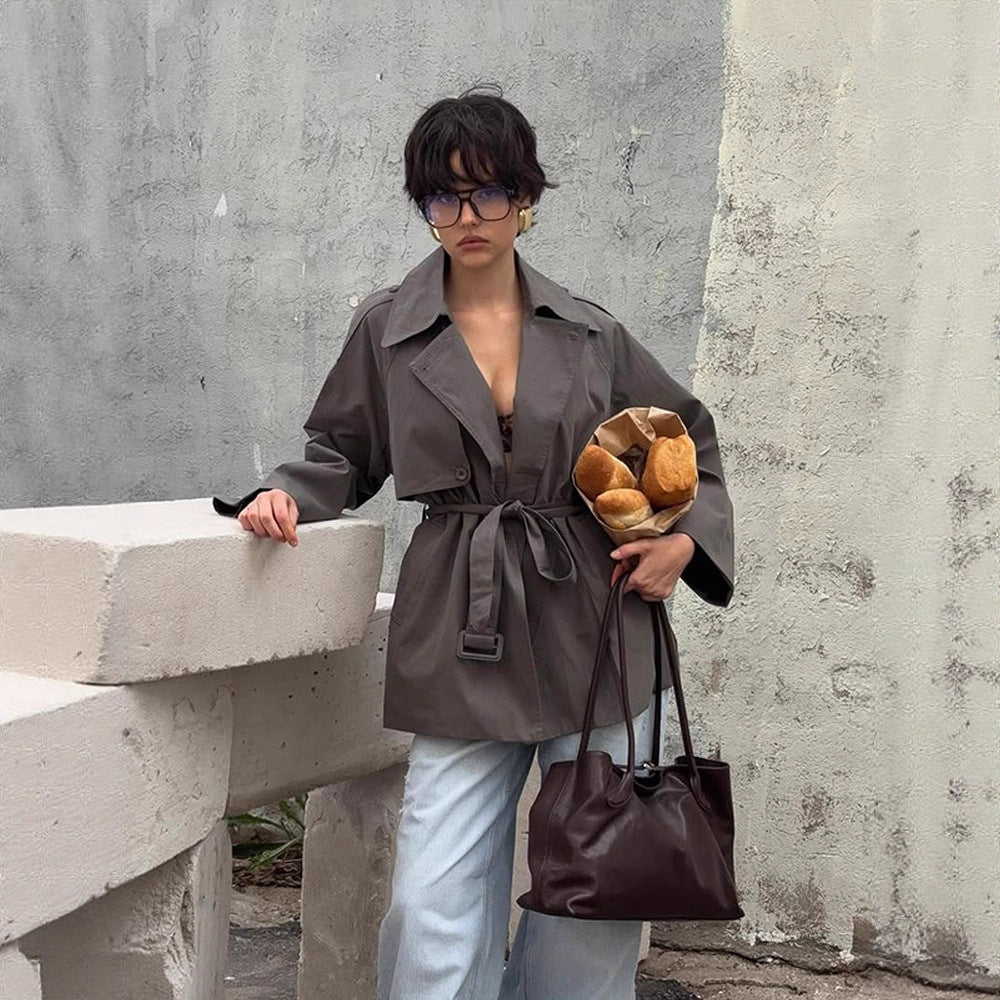 Damen Kurztrenchcoat mit Bindegürtel und Oversize-Ärmeln Nord Taschen