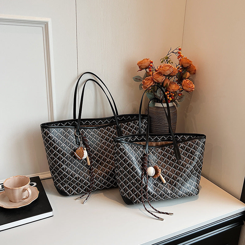 Damen geräumige Einkaufstasche mit modernem geometrischem Muster Nord Taschen