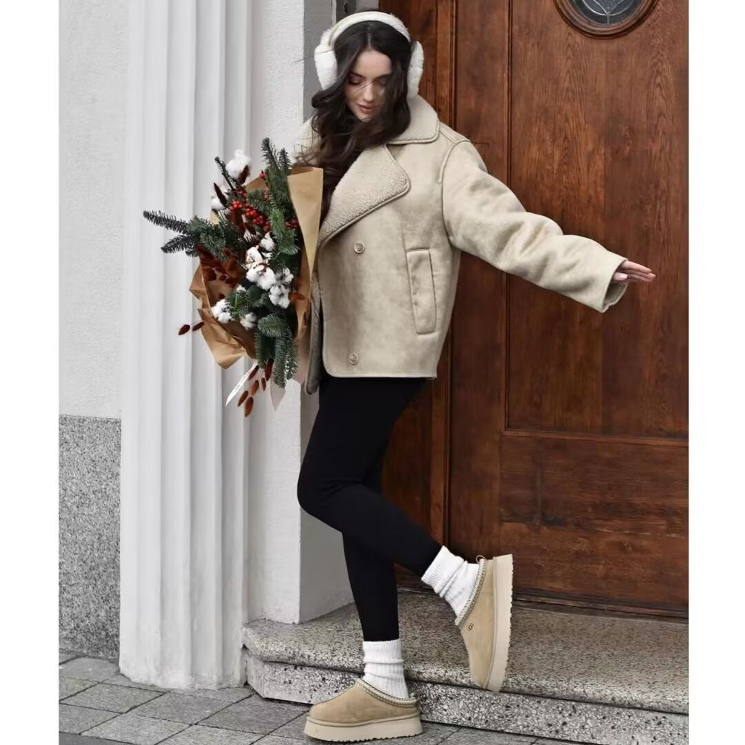 Damen Boxy-Jacke aus Faux-Shearling mit großem Teddykragen und Eingrifftaschen Nord Taschen
