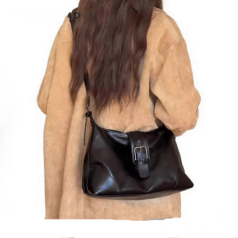Damen Hobo-Tasche mit modischem Kettenakzent und verstellbarem Schulterriemen Nord Taschen