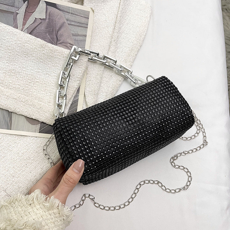 Damen Designer Handtasche mit glänzendem Obermaterial Nord Taschen