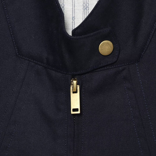 Damen Cropped Boxy-Fieldjacke mit Stehkragen, aufgesetzten Taschen und goldenen Details Nord Taschen
