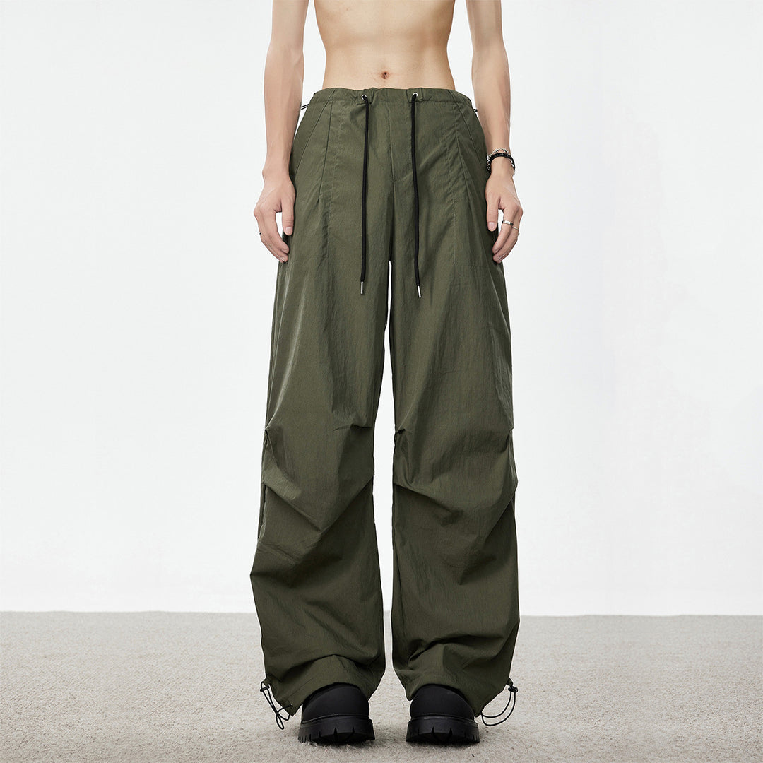 Herren Weite Utility-Cargohose mit Tunnelzugbund Knie‑Paneelen und verstellbarem Saum Nord Taschen