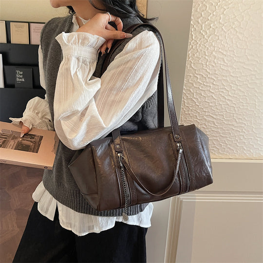 Damen Handtasche aus hochwertigem Kunstleder mit verstellbaren Trageriemen Nord Taschen