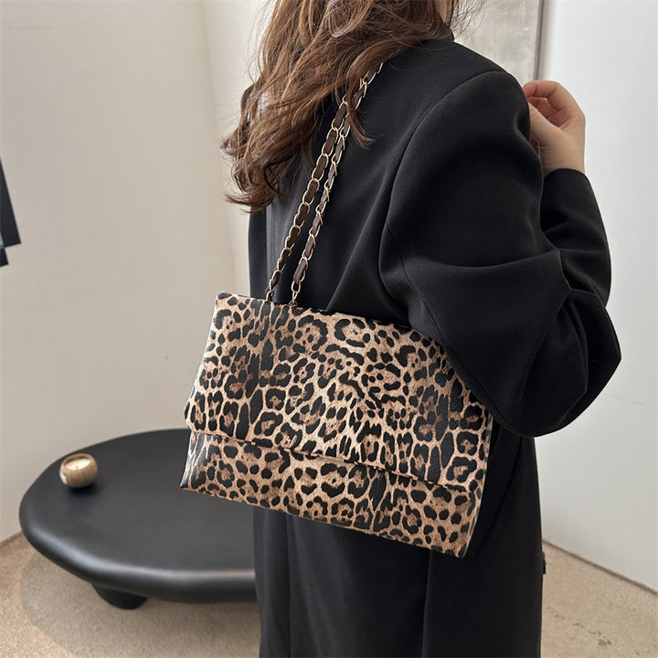 Damen elegante Clutch-Tasche im Leoparden-Look Nord Taschen