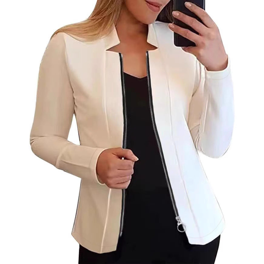 Damen Bikerjacke mit innovativem Schnitt und praktischen Reißverschlussdetails