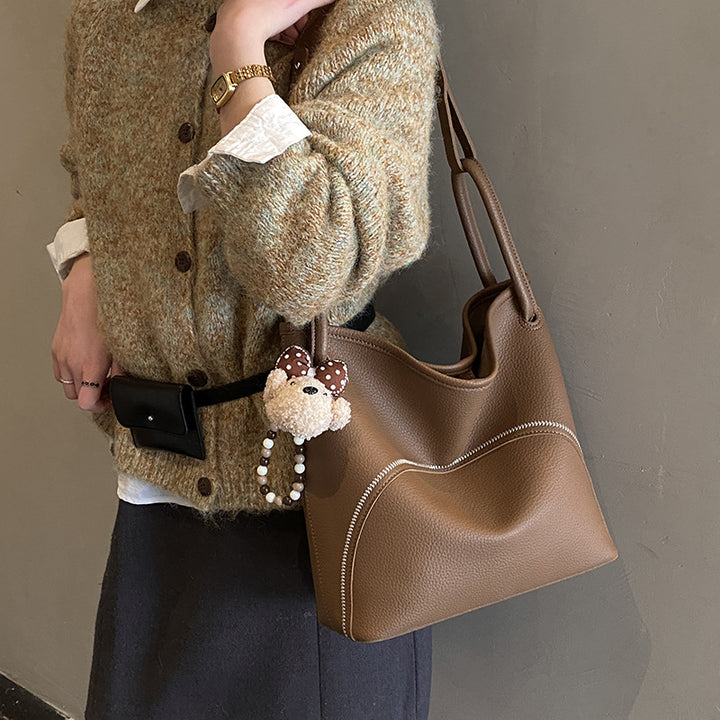Damen Hobo-Tasche mit verspieltem Design und praktischen Fächern Nord Taschen