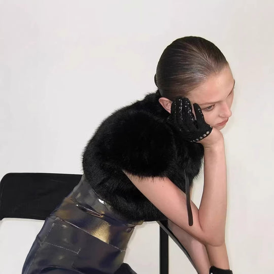 Damen Cropped Kunstpelz‑Bolero mit voluminösem Umlegekragen und Puffärmeln Nord Taschen