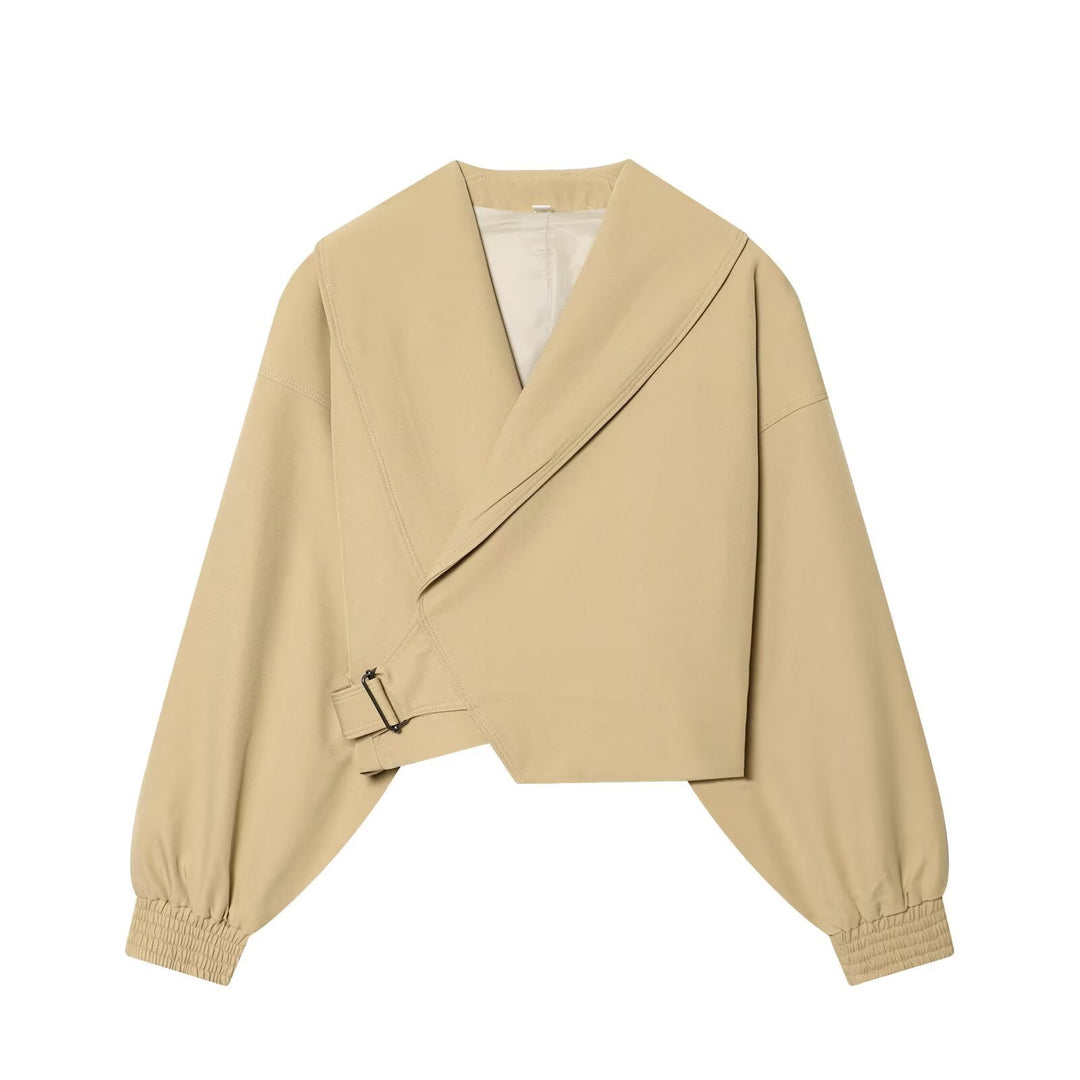 Damen Kurze Wickeljacke mit weitem Schalkragen, taillierendem Schnallenband und Ballonärmeln Nord Taschen