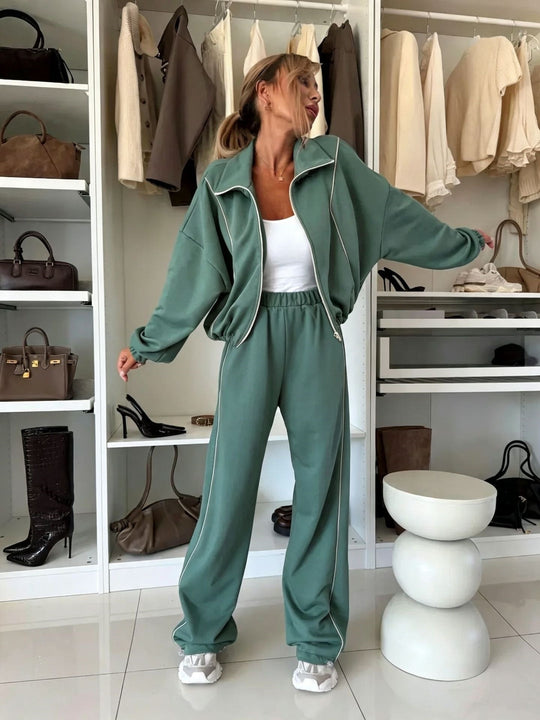 Damen Loungewear-Set Cropped Zipjacke und hochgeschnittene Jogginghose mit Gummibund Nord Taschen