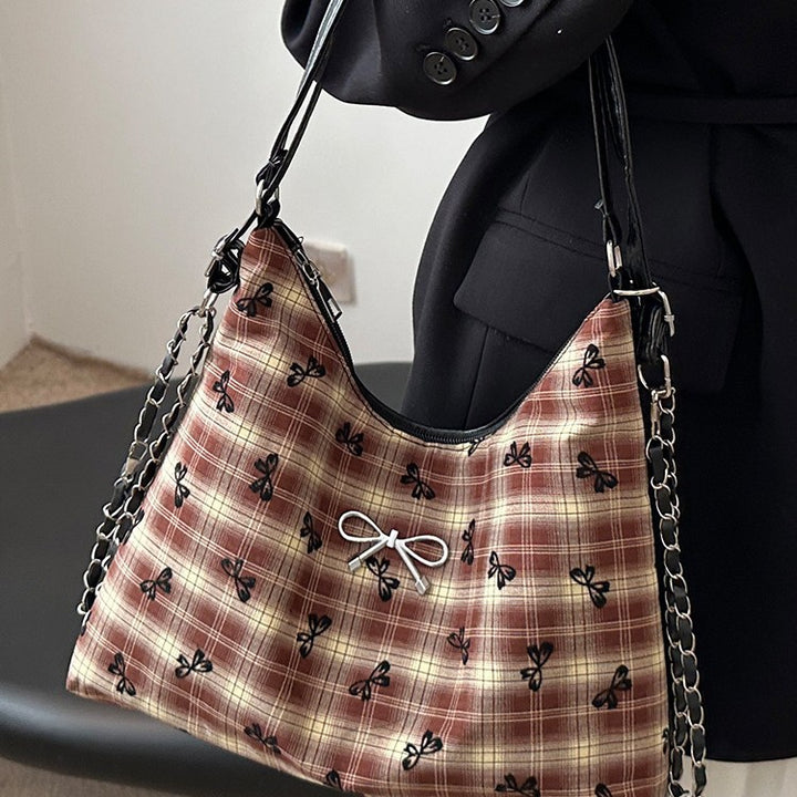 Damen Umhängetasche im verspielten Karo-Design Nord Taschen