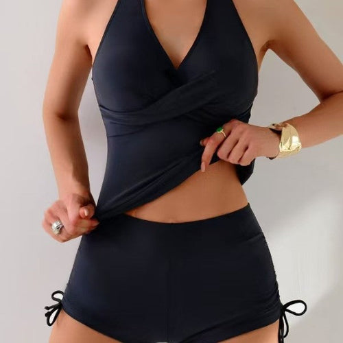Damen hochmodernes Tankini-Set mit Wickeloberteil und stylischen Badeshorts