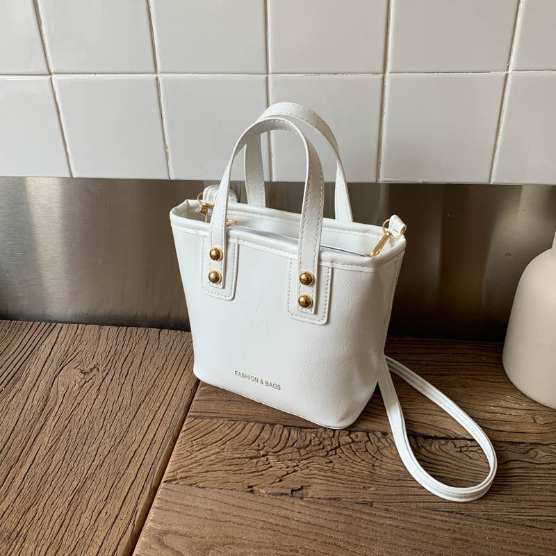 Damen Mini-Handtasche mit elegantem Tragegriff und praktischem Innenfach Nord Taschen