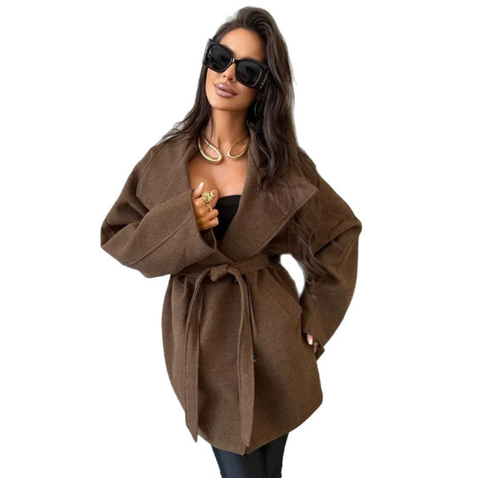 Damen Kurzmantel im Cocoon-Schnitt aus Wollmix mit übergroßem Schalkragen und Bindegürtel Nord Taschen