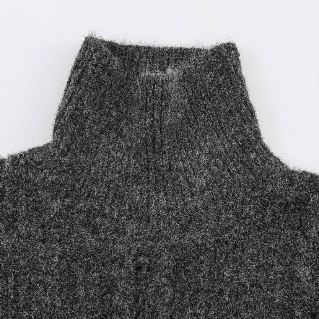 Damen Grobgestrickter Oversize-Pullover mit hohem Rollkragen und Zopfmuster Nord Taschen