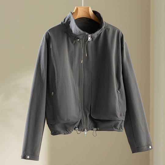 Damen Leichte Kurzjacke mit hohem Kragen, Tunnelzug und aufgesetzten Taschen Nord Taschen
