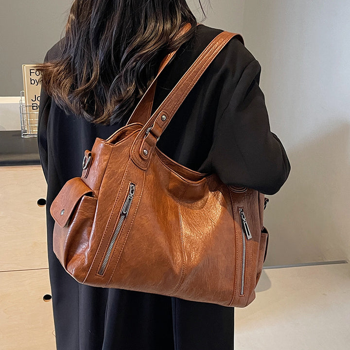 Damen Hobo-Tasche mit praktischen Reißverschlussfächern und stilvollem Design Nord Taschen