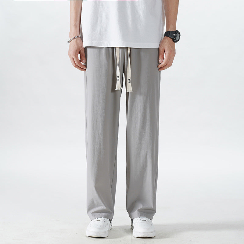 Herren Leichte Relax-Fit-Loungehose aus atmungsaktivem Jersey mit elastischem Tunnelbund, breitem Kordelzug & geripptem Beinabschluss Nord Taschen