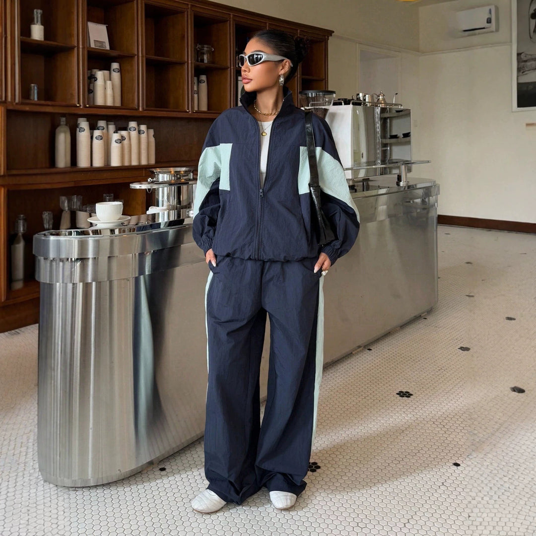 Damen Cropped-Trainingsjacke und hochgeschnittene Breitbein-Jogginghose im Set Nord Taschen