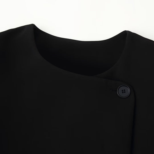 Damen Minimalistische Kurzjacke mit asymmetrischer Blende und Rundhalsausschnitt Nord Taschen