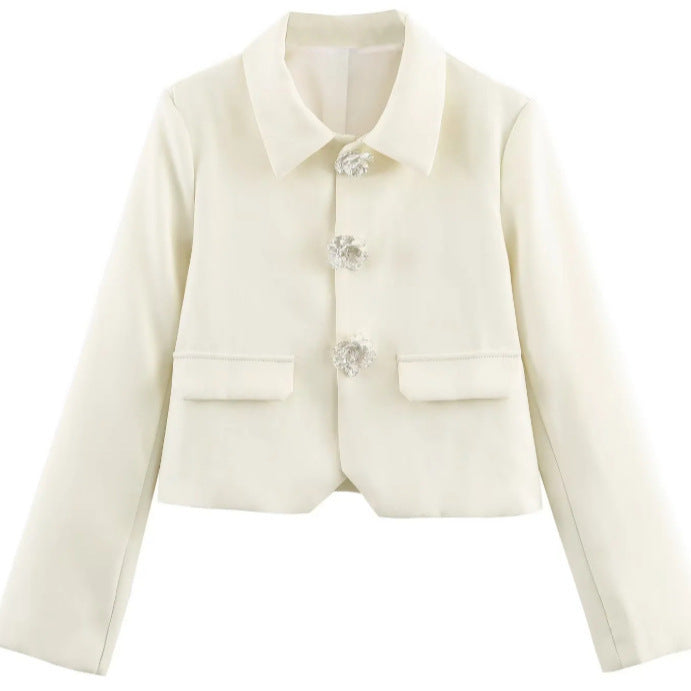 Damen Eleganter Cropped-Blazer mit floralen Strassknöpfen und Pattentaschen Nord Taschen