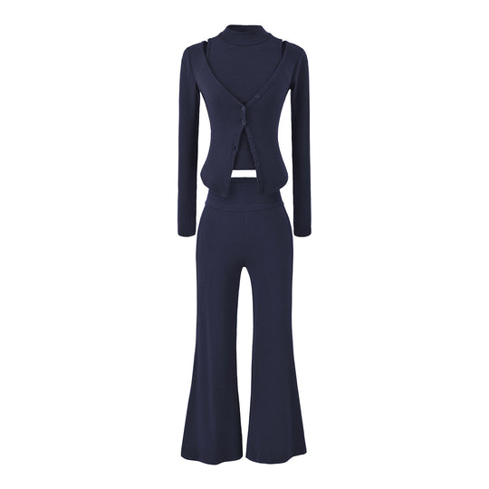 Damen Figurbetontes Layering-Set mit Rollkragen-Longsleeve und asymmetrischer Knopfjacke und ausgestellter High-Waist Hose Nord Taschen