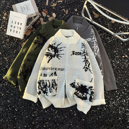 Unisex Grobgestrickte Zip‑Strickjacke mit hohem Rippenkragen, Jacquardmuster und aufgesetzten Taschen Nord Taschen