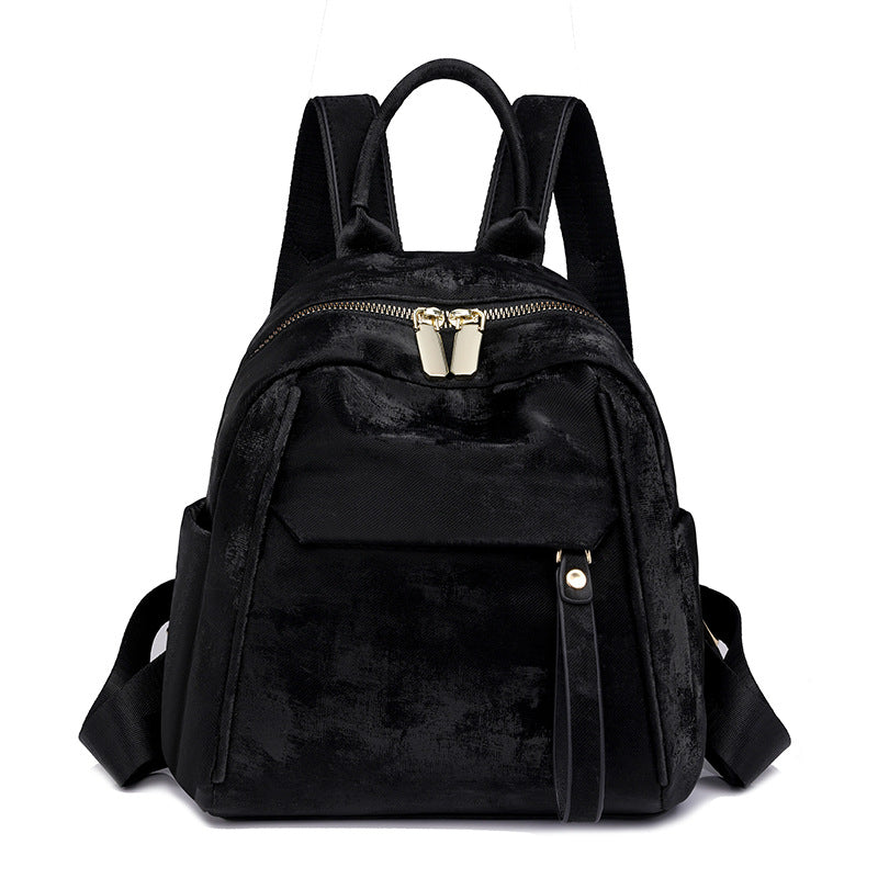 Damen Rucksack mit stilvollem Design und funktionalen Reißverschlusstaschen Nord Taschen