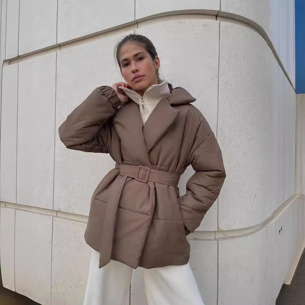Damen Wattierte Taillierte Steppjacke mit Gürtel und Kapuze Nord Taschen
