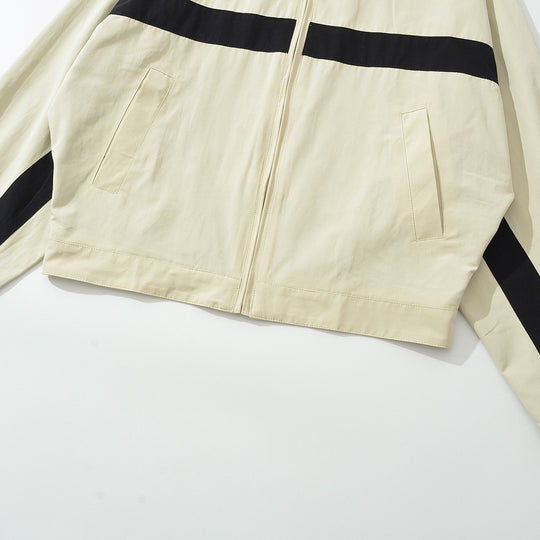 Damen Oversize Trackjacke mit Stehkragen, durchgehendem Reißverschluss und Kontraststreifen Nord Taschen