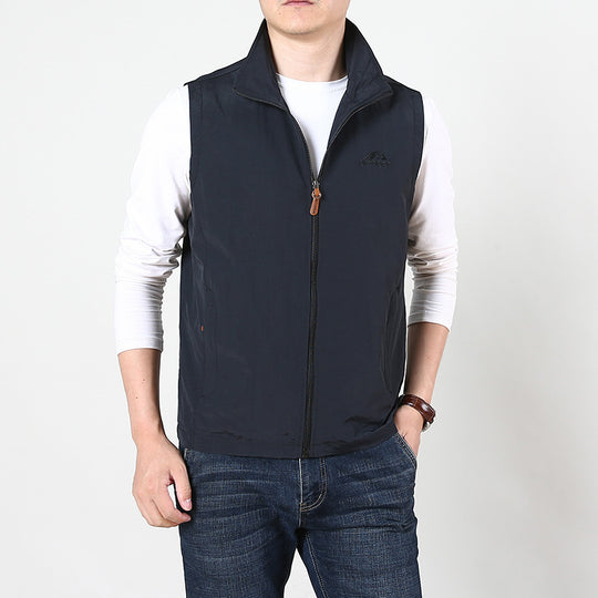 Herren Leichte windabweisende Outdoor-Weste mit Stehkragen und durchgehendem Reißverschluss Nord Taschen