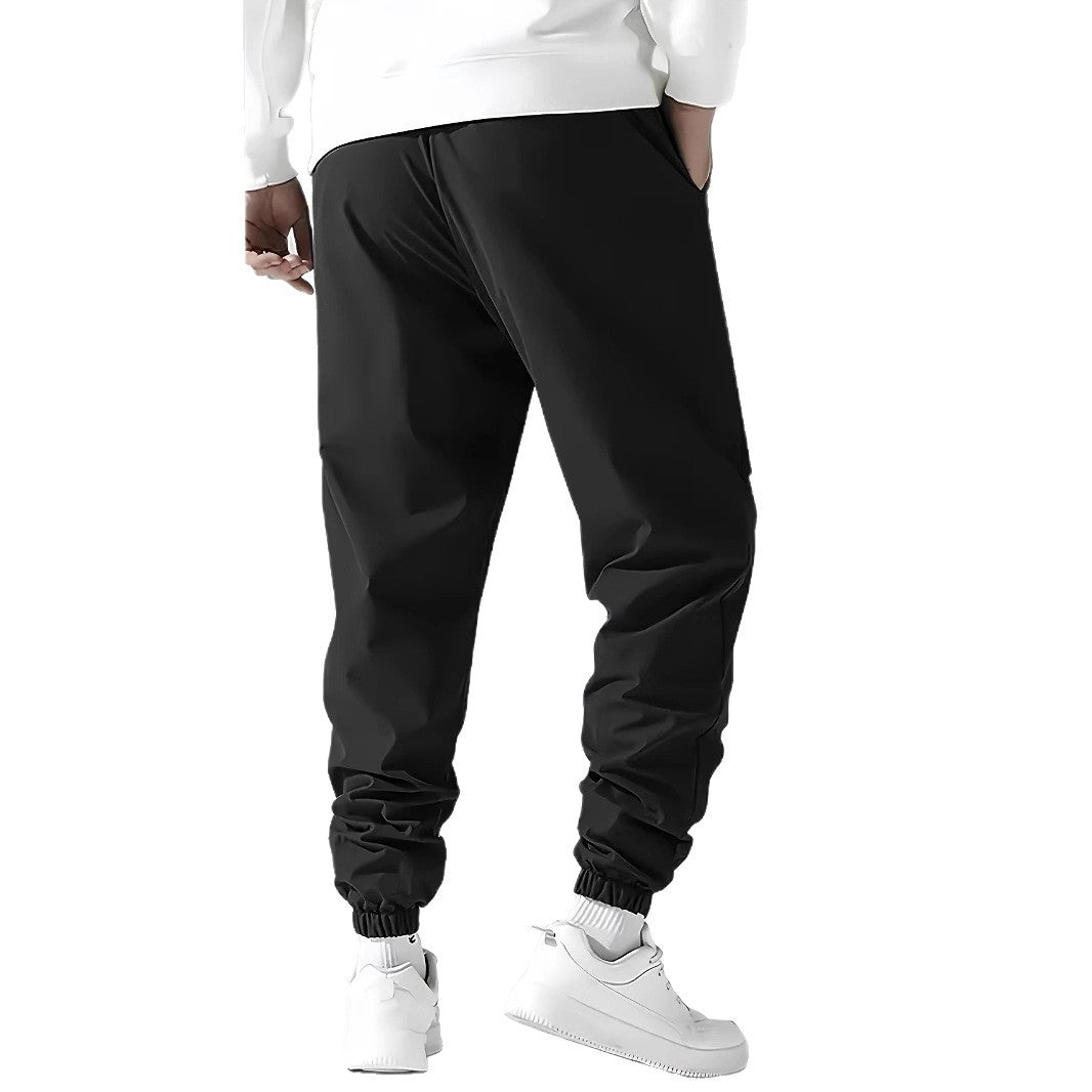 Herren Utility-Cargohose im Joggerstil mit Tunnelzugbund elastischen Beinabschlüssen und Multifachtaschen Nord Taschen